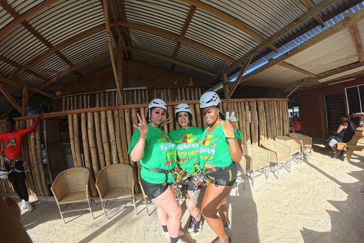 Tour con Zipline e Rick’Cafe più lungo della Giamaica con trasporto