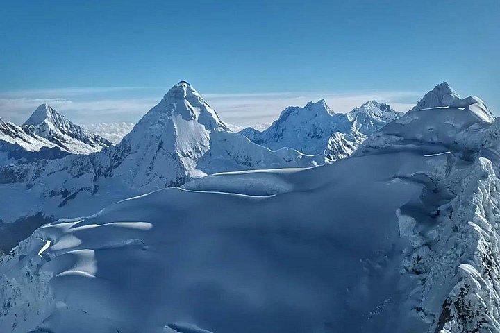 Huaraz: ピスコ・サミット - 3日間の登山