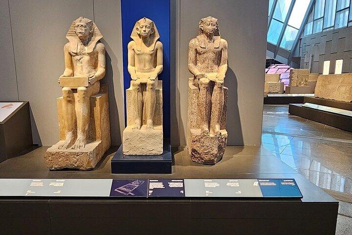Excursão de um dia Grand Egyptian Museum and Pyramids de Hurghada
