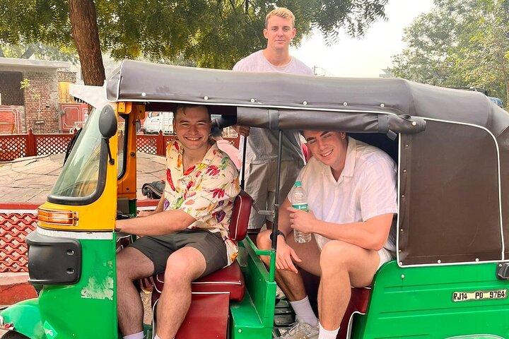 Jaipur Sightseeing di Tuk-Tuk