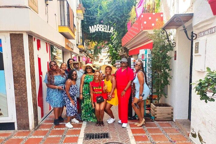 Da Malaga: tour privato a Marbella con pick-up dall'hotel o dalla riva