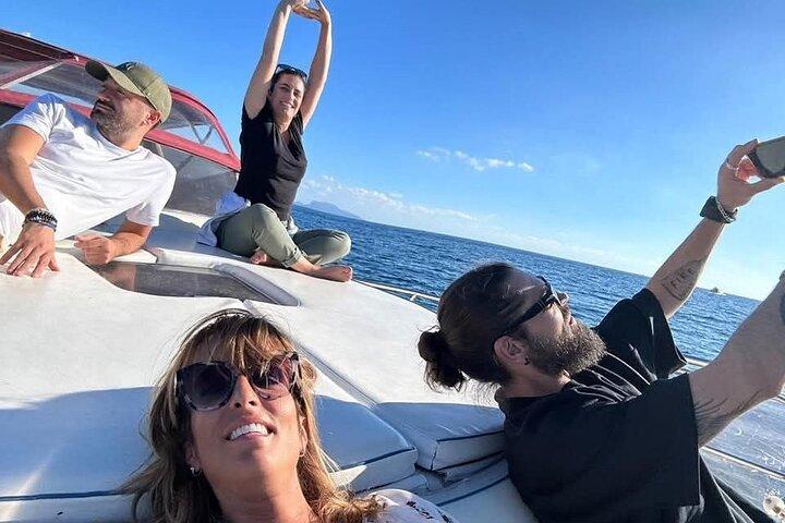Disfrute de la puesta de sol en la bahía de Nápoles con la Sunset Experience