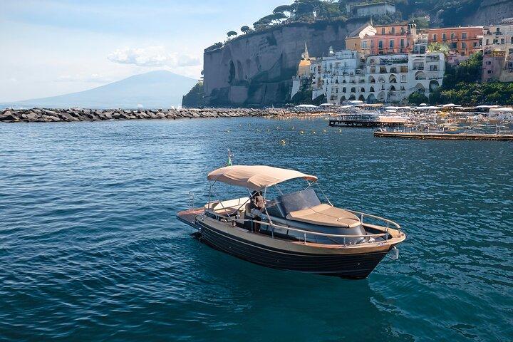 Private Amalfikysten Sunset Boat Tour