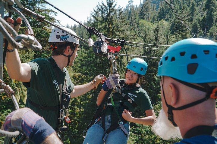 Regenwoudluifel- en ziplineavontuur in Ketchikan, AK