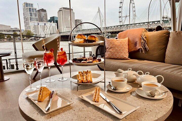 Londres : Afternoon Tea Experience au Clipper Lounge