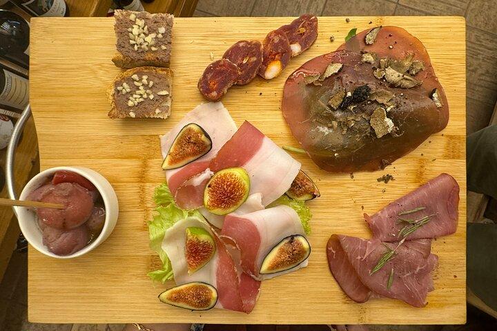 ローマ・パンテオン訪問とワインペアリングによるトップフードテイスティング