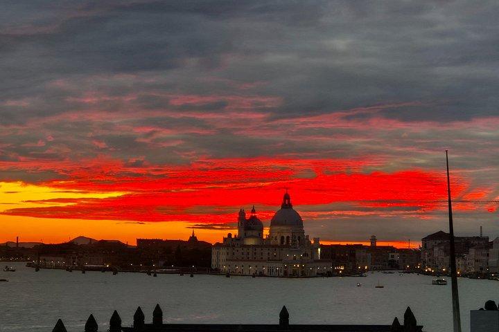Venedig bei Nacht Katamaranfahrt