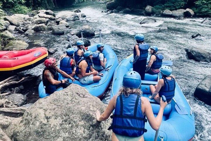Bali White Water Rafting e Bali Swing Experience