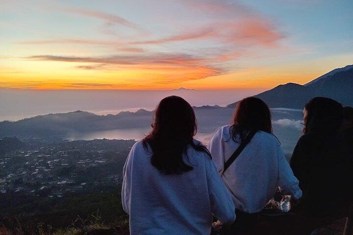 Monte Batur Sunrise Trekking con aguas termales opcionales