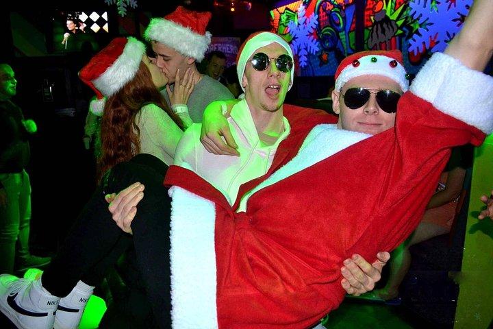 Edinburgh Christmas Bar Crawl