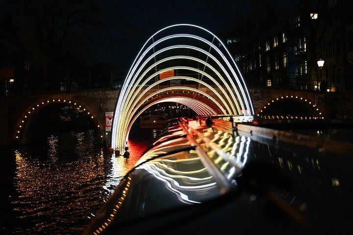 Amsterdam Light Festival Canal Cruise with Captain Guide & Drinks