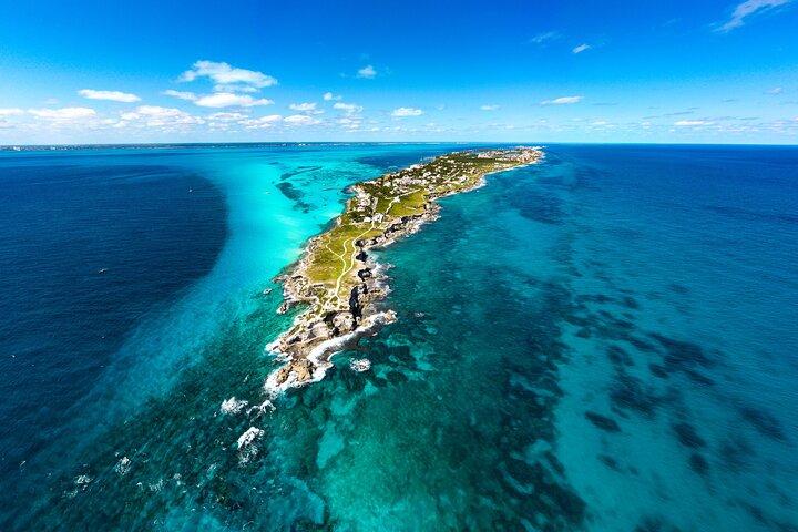 Crucero en catamarán por Isla Mujeres desde Costa Mujeres