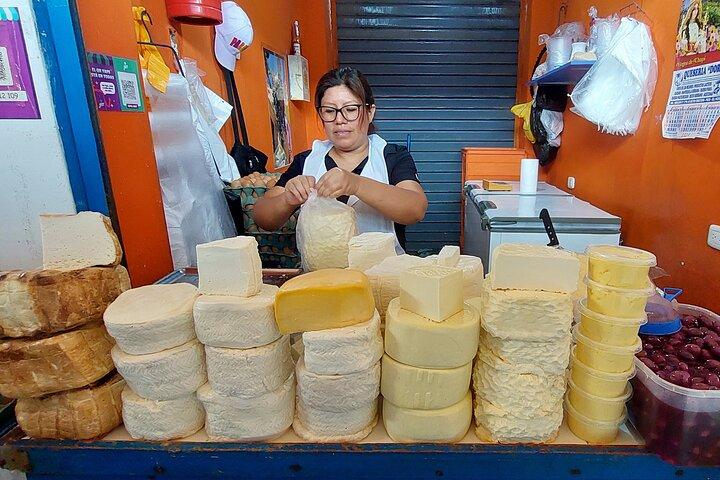 Hidden Gems of Pisco : Food Tour & Tuk-Tuk Adventure