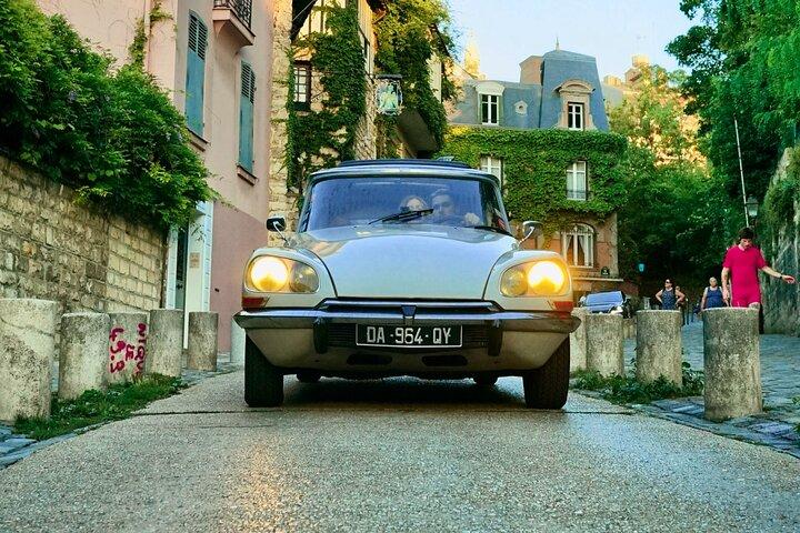 Parijs Privétour met gids in een vintage Franse auto met open dak