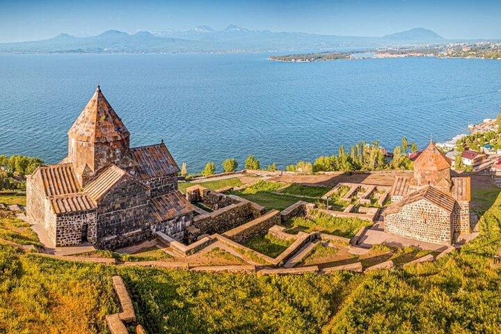Sevan und Dilijan | Tagestour in ARMENIEN