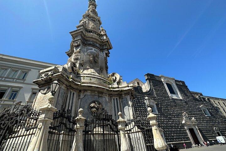 Budget-friendly Naples Street Food and Sightseeing Tour by Maria