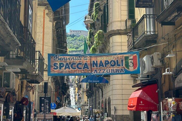 Budget-friendly Naples Street Food and Sightseeing Tour by Maria
