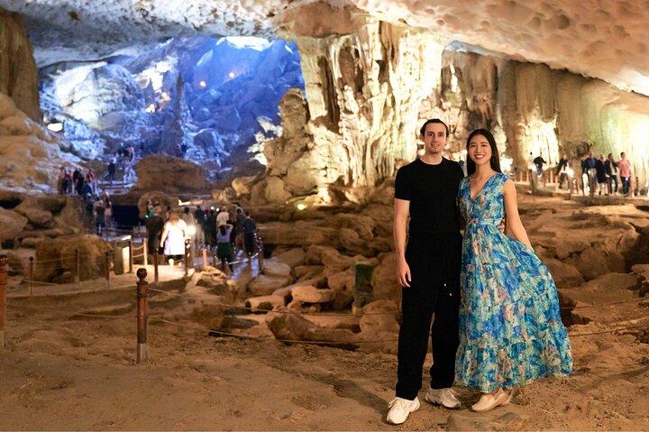 Hanoi nach Ha Long Bay VIP Tagesausflug mit Höhle, Kajak & Party