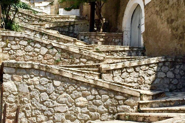 Delphi und Meteora Klöster 2 Tage Private Tour