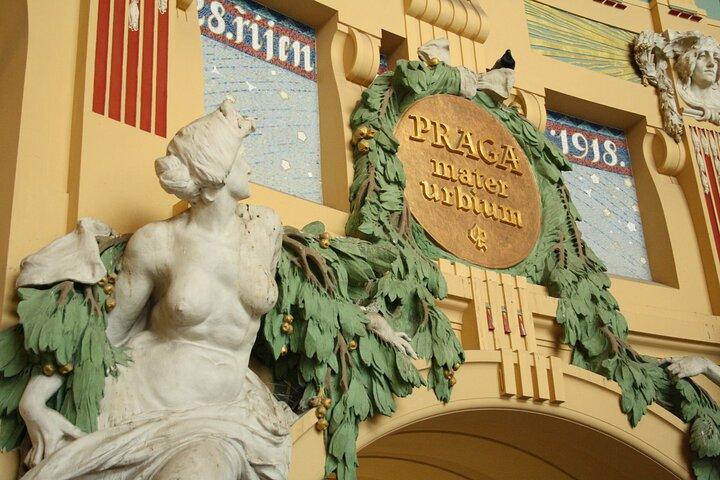 Privat vandringstur i Prag i jugendstil och kubism