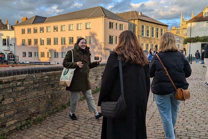 Tour Poder, Mujer e Historia Queer - por Incómodo CambridgeTM
