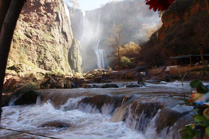 Day Trip to Ouzoud Waterfalls from Marrakech with Guide and Boat