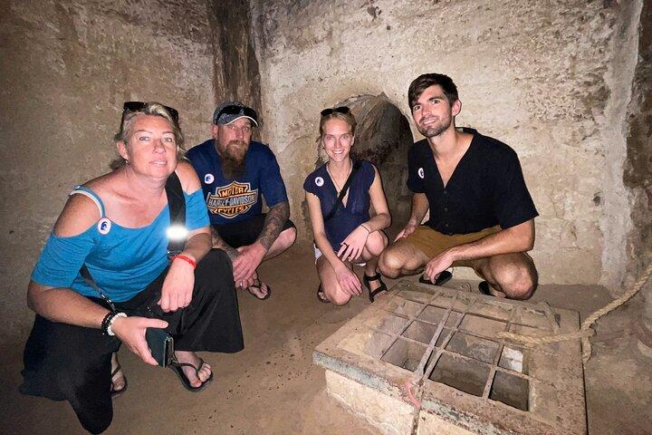 Cu Chi tunnels – Ba Den Mountain - Cao Dai tempel lille gruppe tur