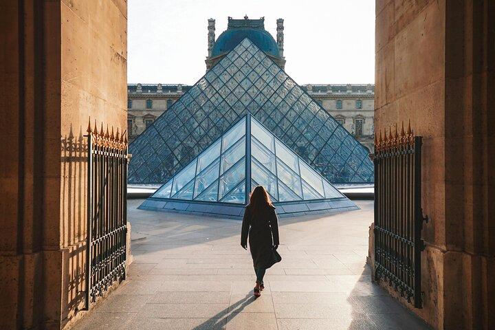 Photographie du musée du Louvre Art et élégance dévoilés