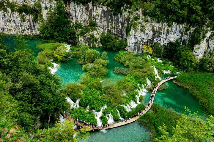 Tour privado de Zagreb aos Lagos de Plitvice e Rastoke
