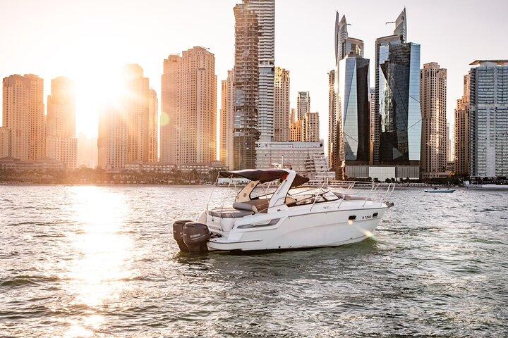 Location de yacht privé à Dubaï - Nora BMW 33ft