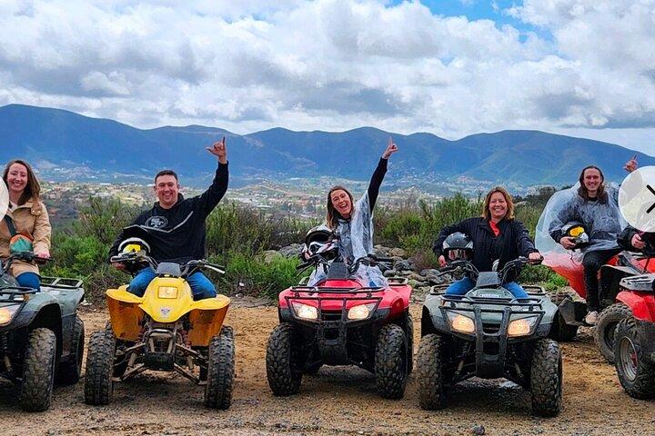 Aventure tout-terrain en VTT dans la vallée de Guadalupe + visite d'un vignoble