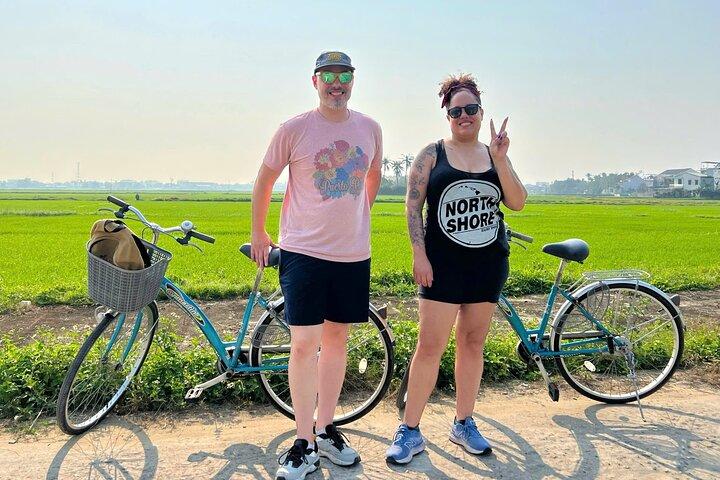 Hoi An passeio de bicicleta pela bela paisagem