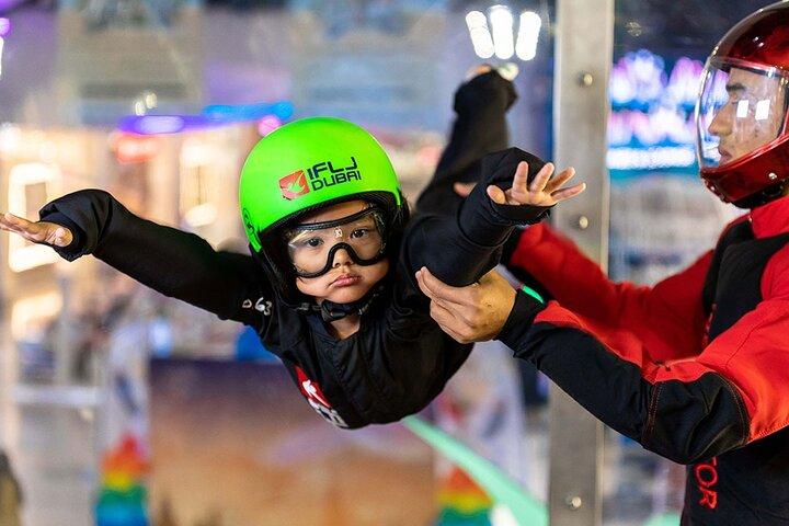 Esperienza di paracadutismo indoor a iFly Dubai