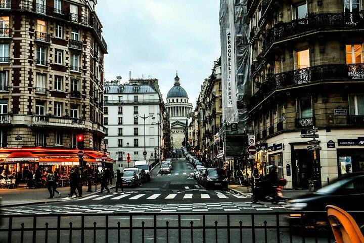 Capturar o coração de Paris em um Quartier Latin