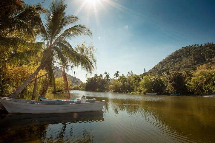 Yelapa en Majahuitas watervalwandeling, snorkel- en barbecuetocht