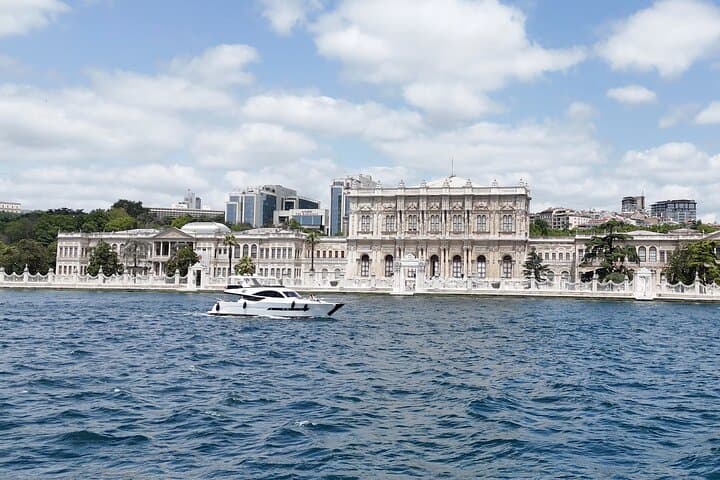 Private 2 Hours Bosphorus Yacht Cruise with Transport