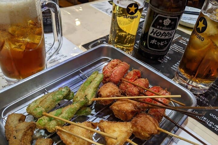 Tokyo: Shinjuku Golden Gai Bar Hopping that only locals know