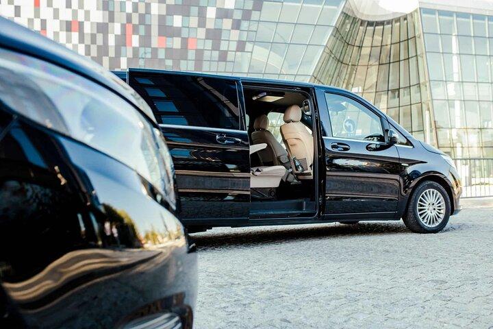 Dubai Auto privata con conducente