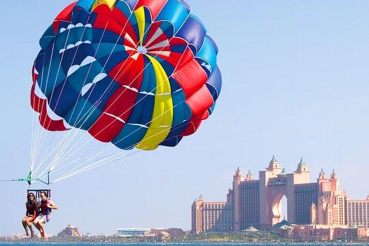 Parasailing Experience in Dubai Marina