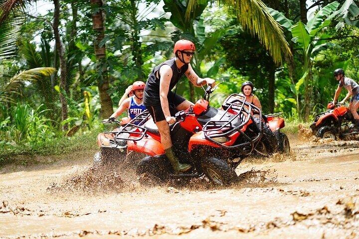 Bali ATV Quad Bike Adventure con Gorilla Cave Pass Por Cascada