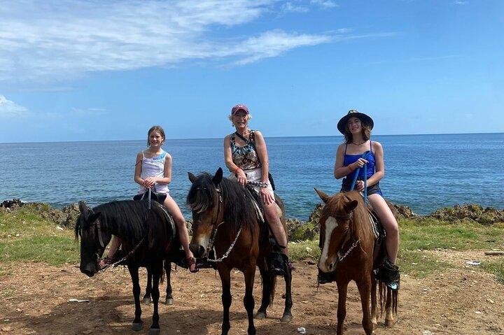 Roatan Reiten und Schnorcheln Abenteuer
