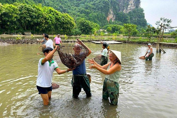 バイク1日ツアー： ハノイからニンビンの隠れた宝石を発見
