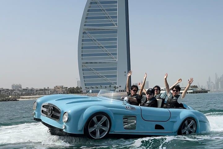 Dubai Luxury Jet car for 4 + Free Coffee