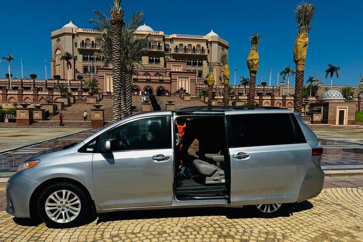 Transfert privé de Dubaï à Abu Dhabi – Aller simple et retour