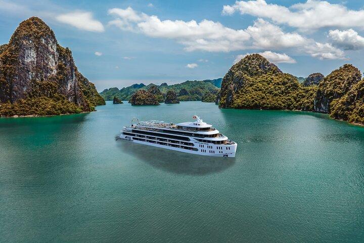 Größte und luxuriöseste Ha Long Bay Kreuzfahrt Tagesausflug von Hanoi