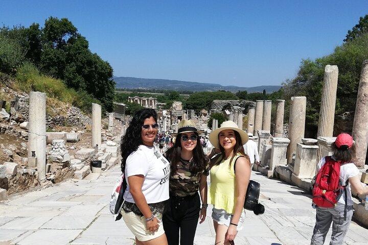 For krydstogter: Kusadasi Port Private Ephesus & Sirince Village Tour