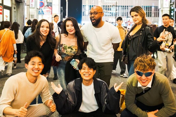 Tokyo: Shinjuku Local Bar Hopping Walking Tour