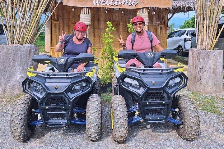 極上のATV、プーケットに秘密のビューポイントを持つジャングルジップライン
