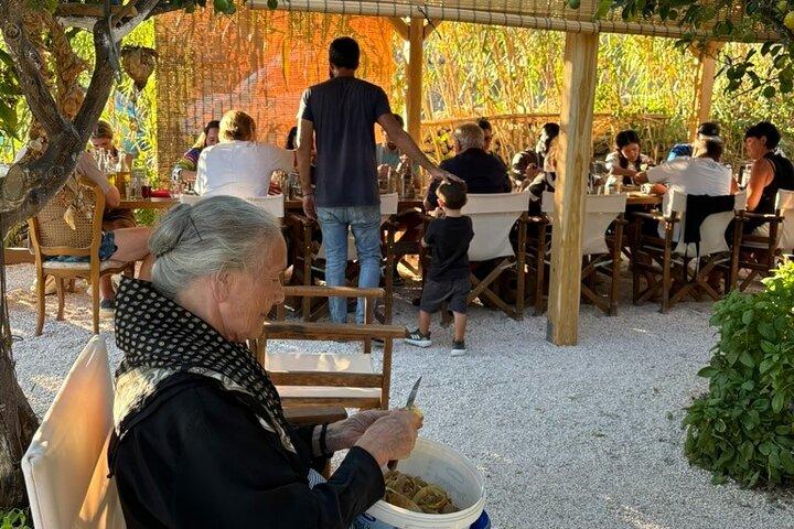 Naxos Perivoli Farm Experience & Brænde-madlavningskursus
