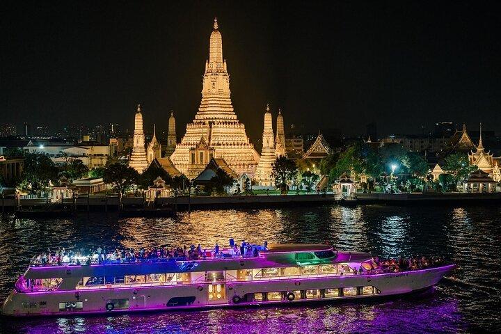 Crucero con cena en Bangkok Grand Pearl con vistas icónicas al río